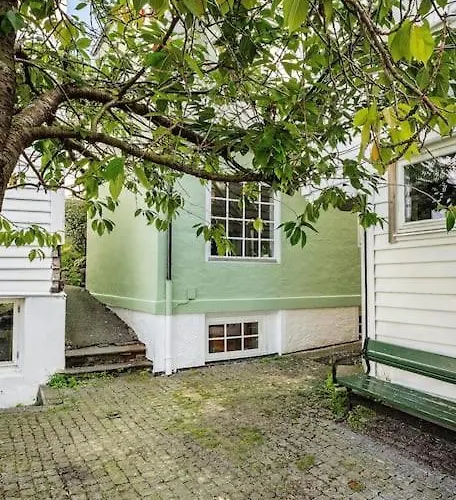 Det Gronne Huset I Verftsgaten Bergen