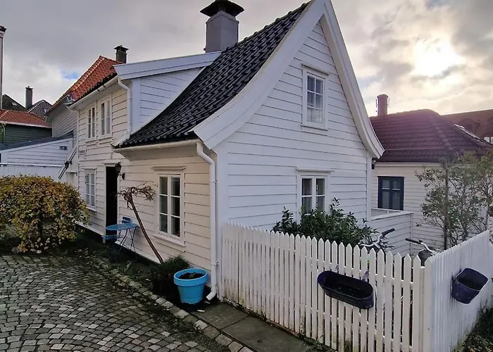 Det Gronne Huset I Verftsgaten 别墅